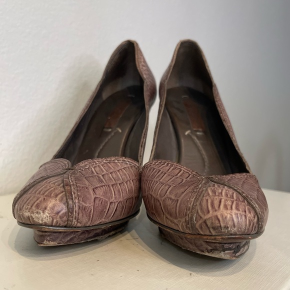 BCBGMAXAZRIA Snake Print Platform Pumps - Picture 2 of 6